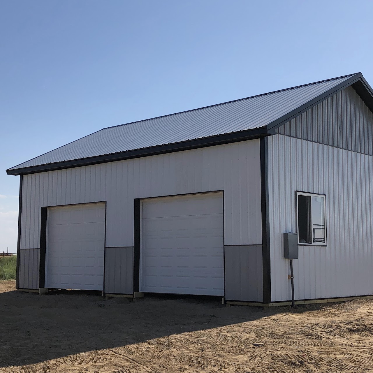 Custom garage building in Missouri